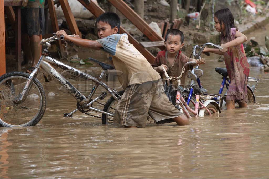 Banjir Pondok Gede