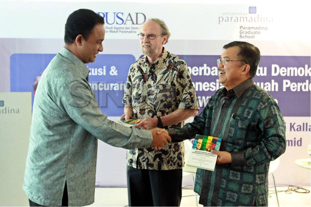 Diskusi Buku Demokrasi