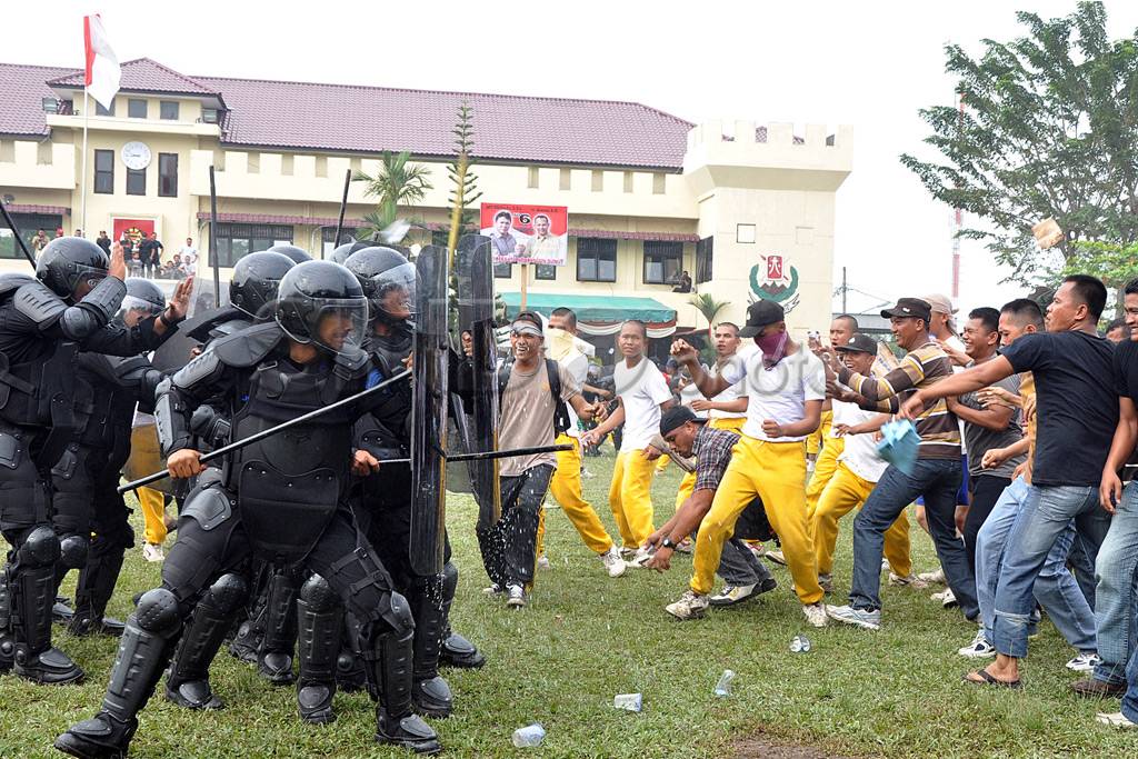 Antisipasi Kerusuhan...