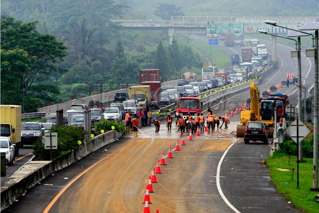 Tol Cipularang Kembali...