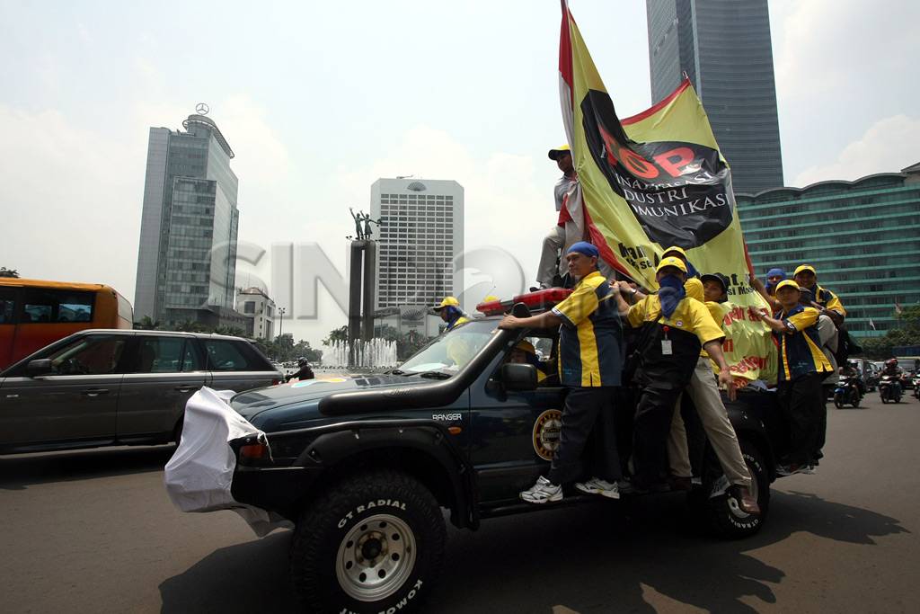 Aksi Serikat Pekerja...