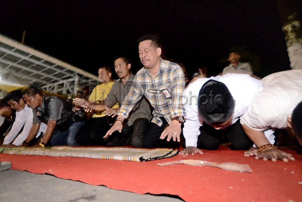 Pendukung Sayang Sujud...
