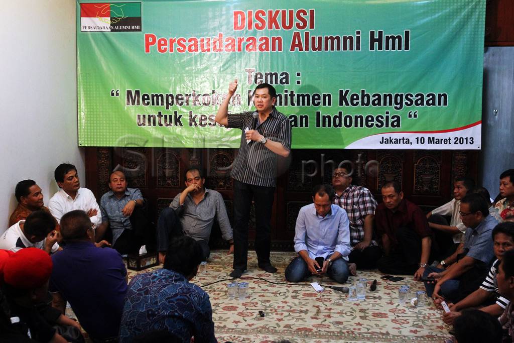 Hari Tanoe dalam diskusi...
