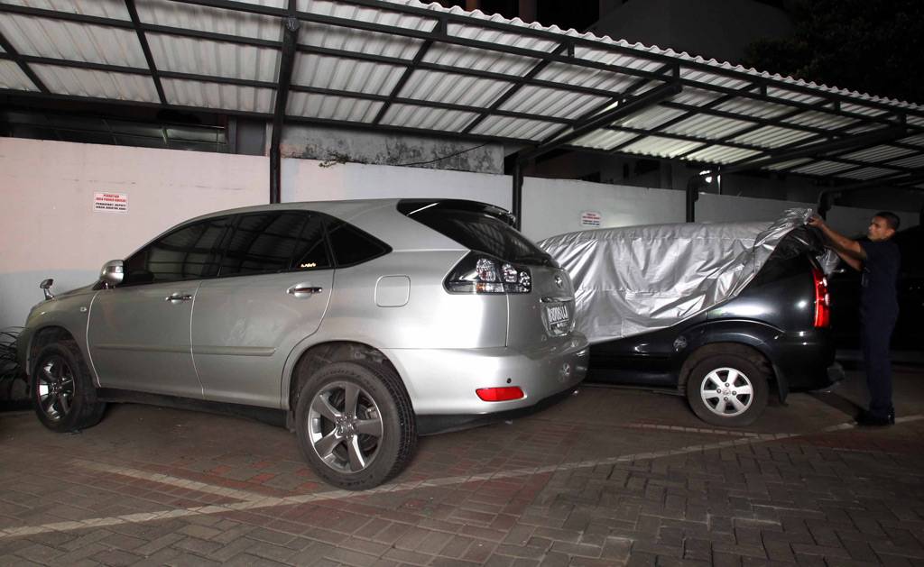 KPK sita mobil Djoko...