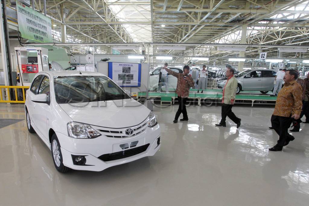 Pabrik Toyota Etios...