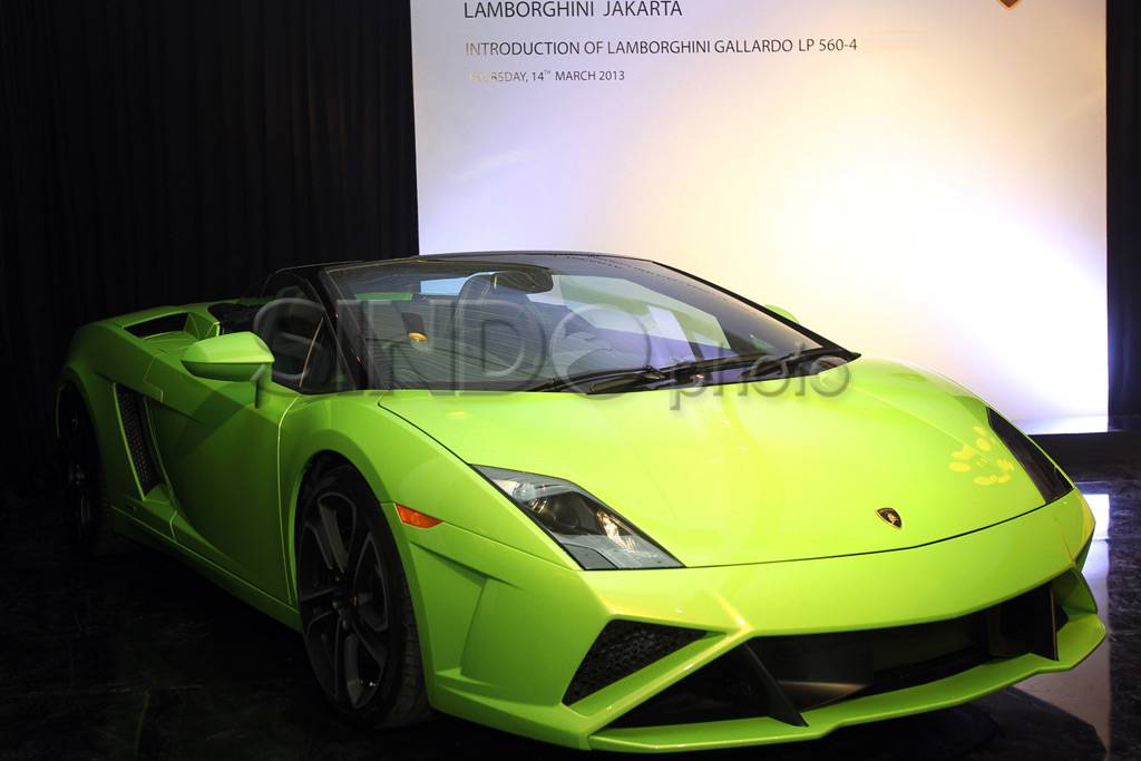 Hadiah supercar Lamborghini...