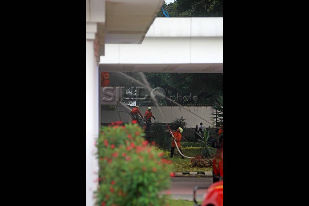 Setneg Terbakar