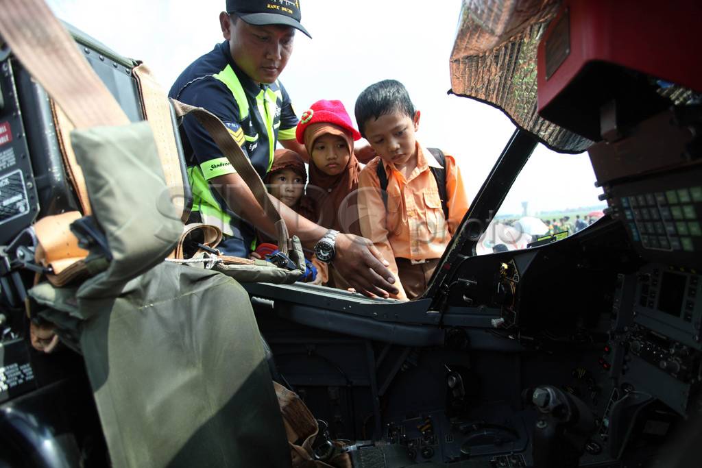 Tumbuhkan cinta pada...