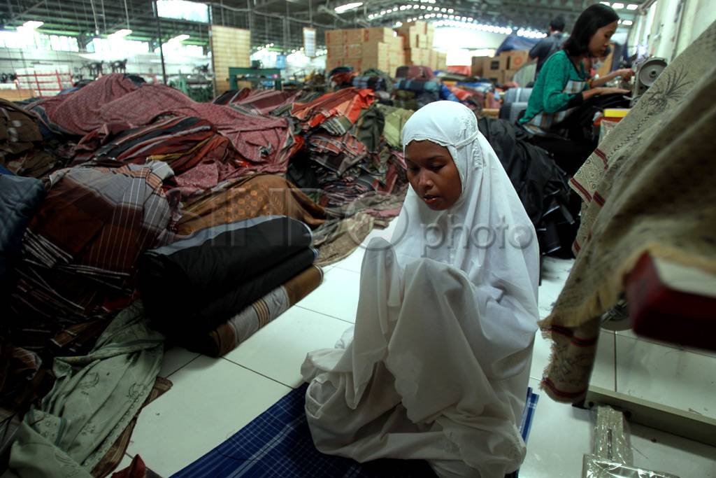 Sarung Tenun