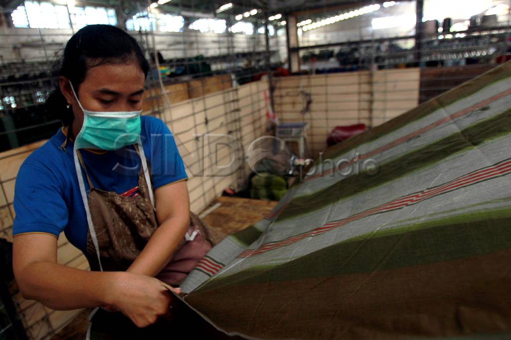 Sarung Tenun