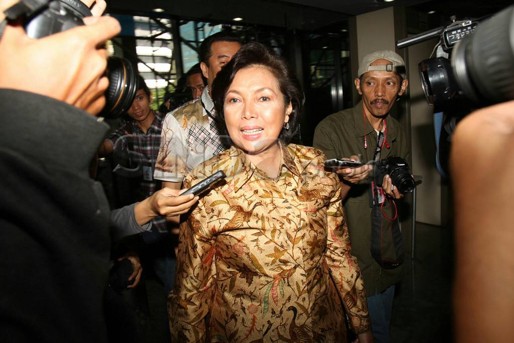 KPK periksa Rita Subowo