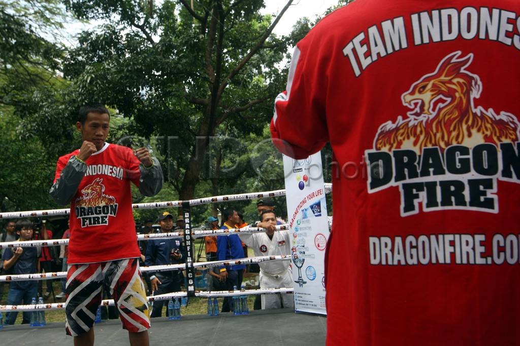 Latihan terbuka Chris...