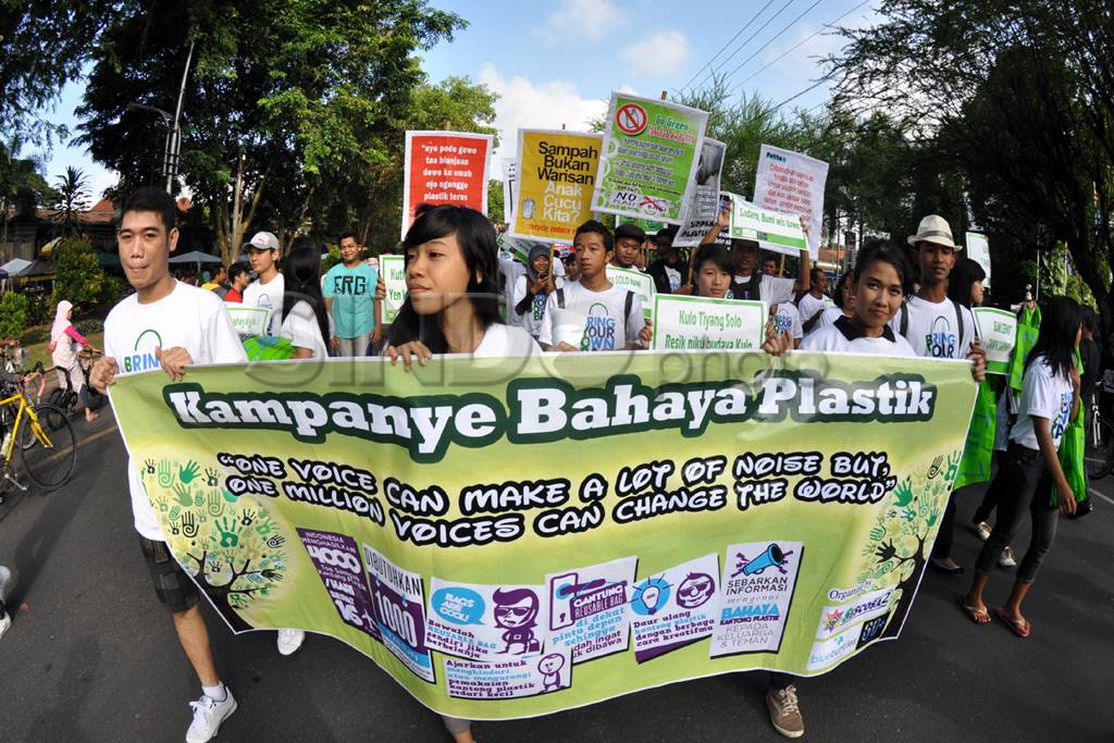 Kampanye bahaya plastik