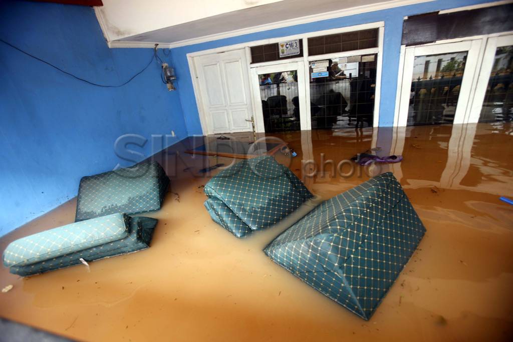 Ratusan rumah terendam...