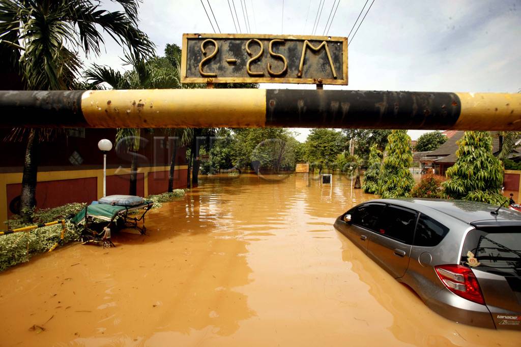 Ratusan rumah terendam...