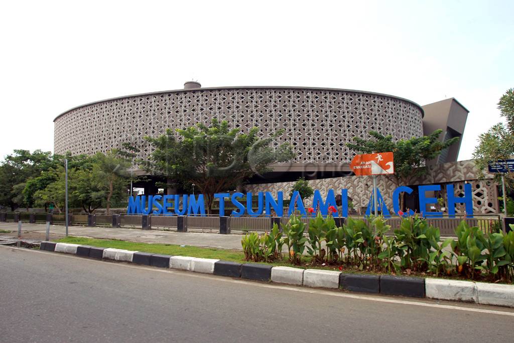 Mengunjungi Tanah Rencong