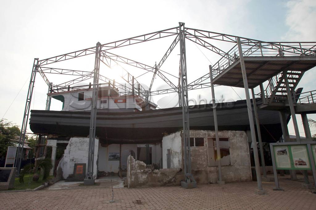 Mengunjungi Tanah Rencong