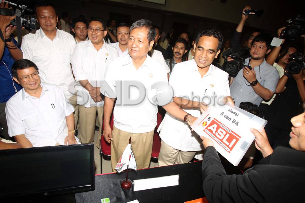 Hari terakhir 8 Parpol...