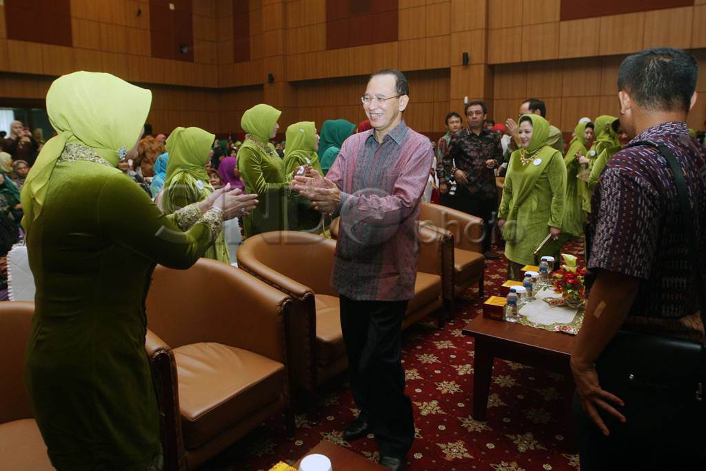 Menag buka acara Azzahra...