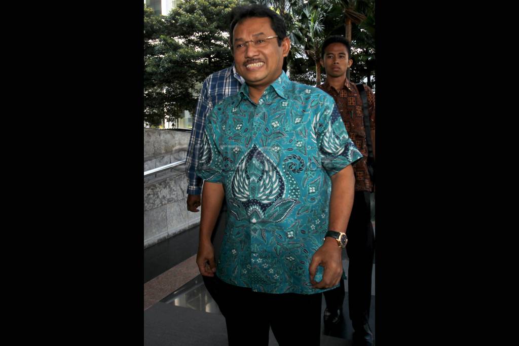 Bupati Bogor diperiksa...