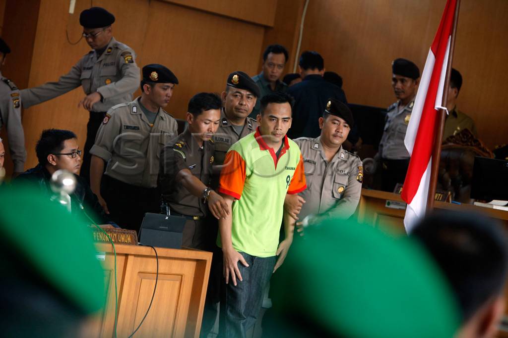 Sidang perdana kasus...