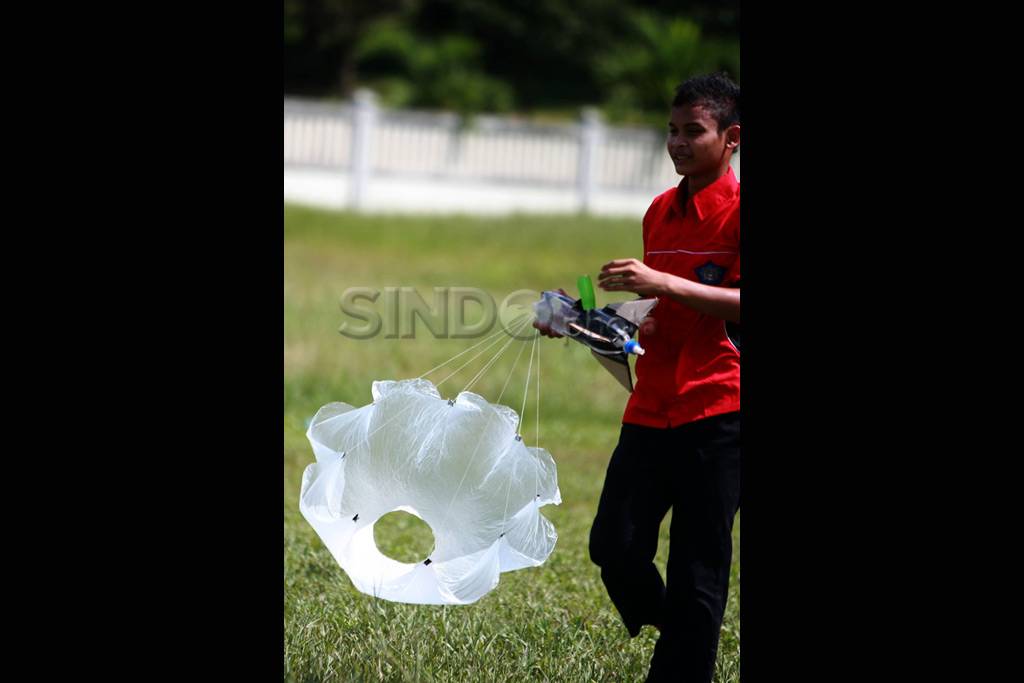 Roket air
