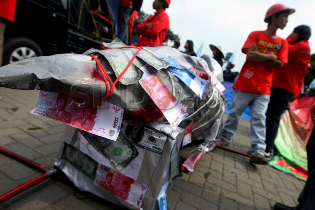 Demo buruh Soetta, Polisi...