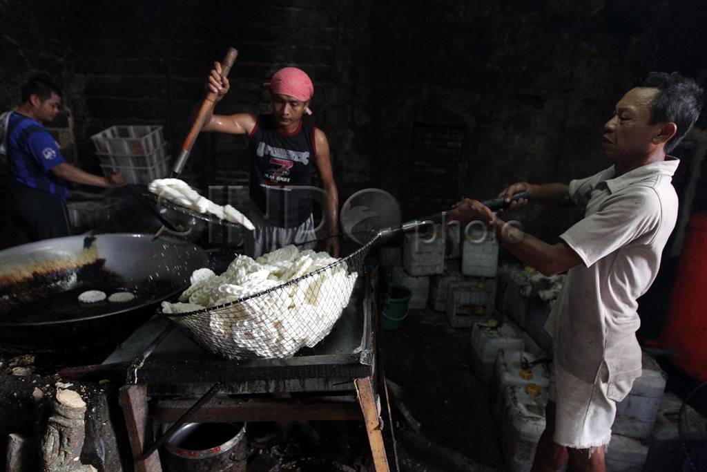 Produksi kerupuk