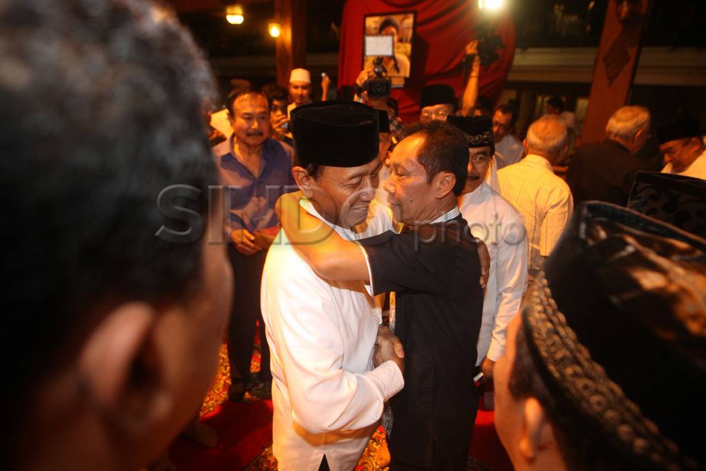 Suasana duka di kediaman...