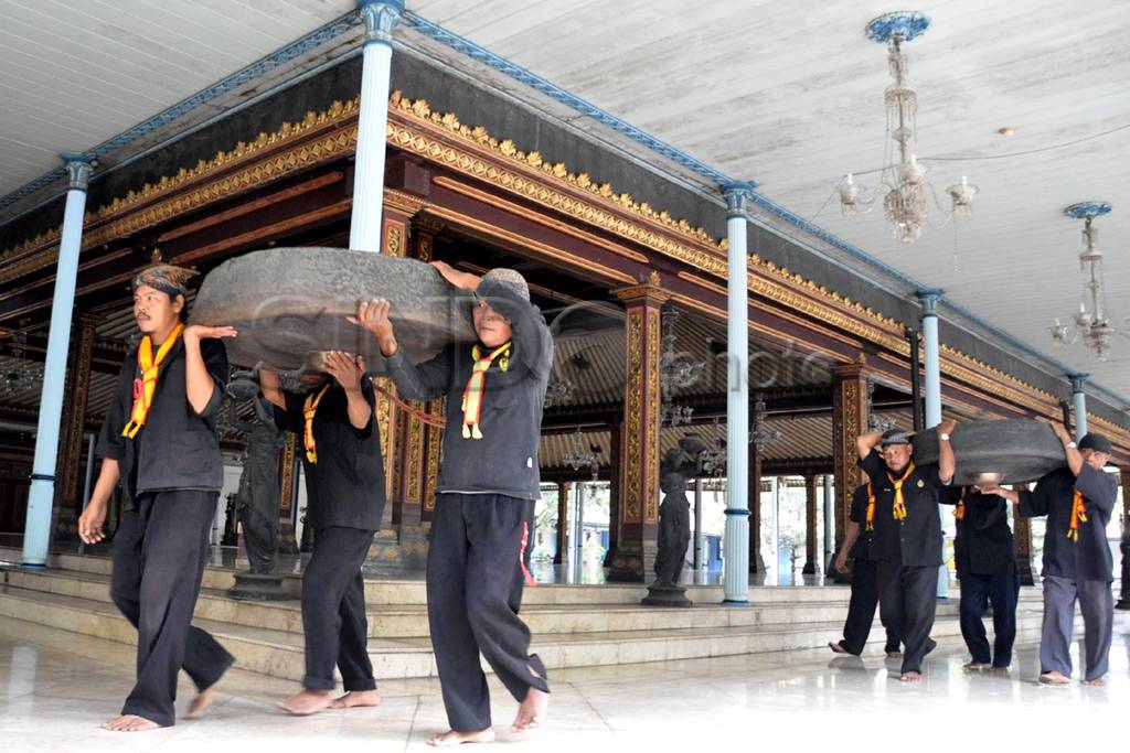 Gong Kyai Sekar Delima