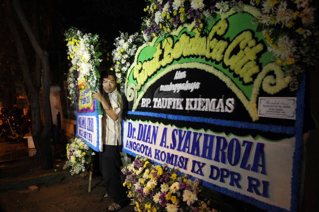 Suasana duka di kediaman...