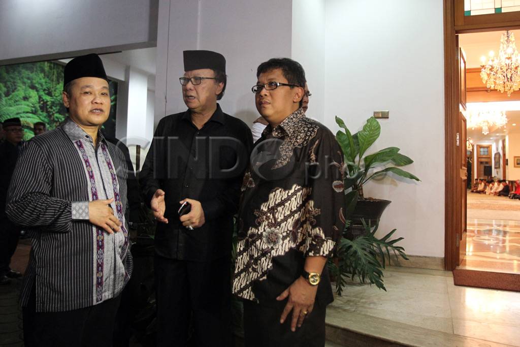 Suasana duka di kediaman...