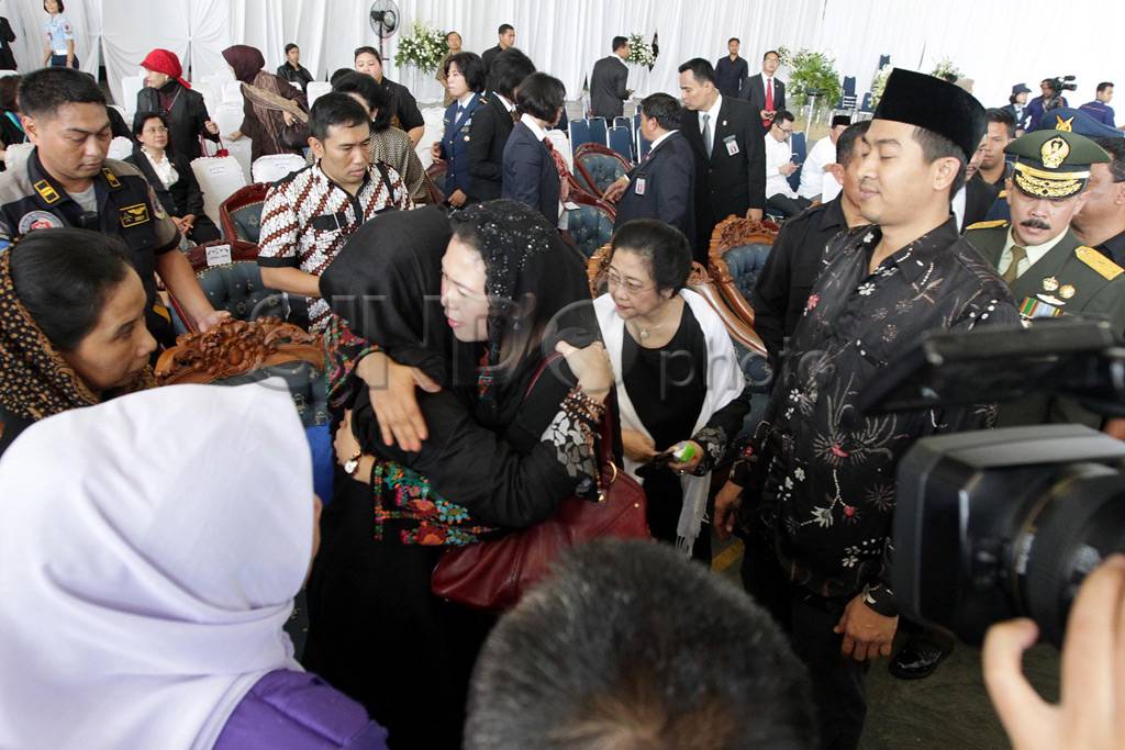 Kedatangan Jenazah Taufiq...