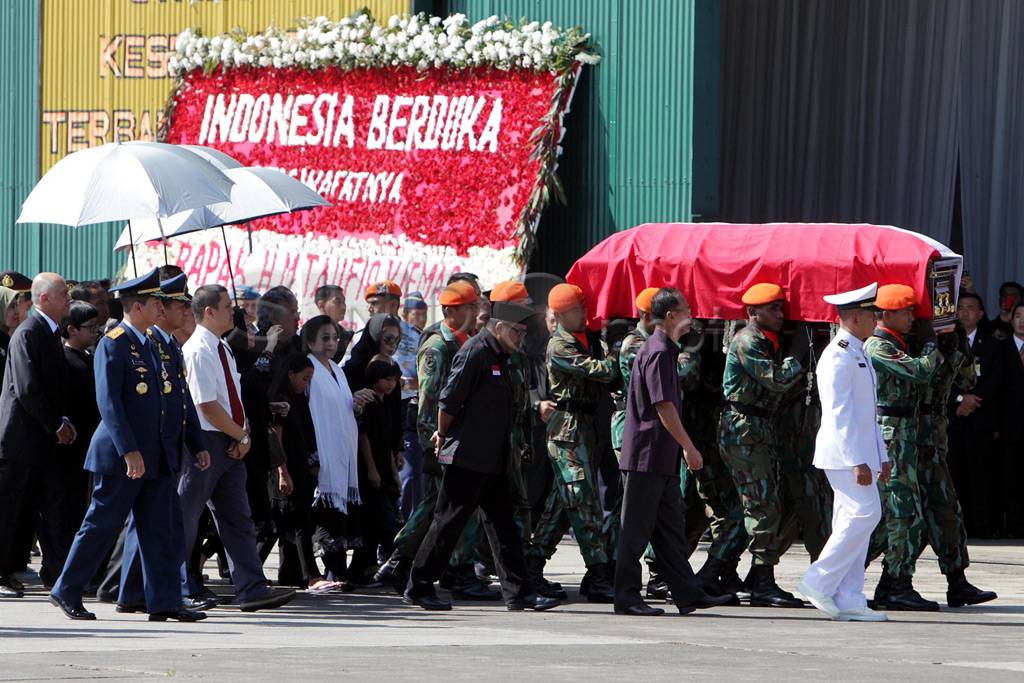 Kedatangan Jenazah Taufiq...