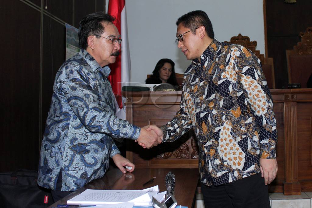 Anas bersaksi untuk...
