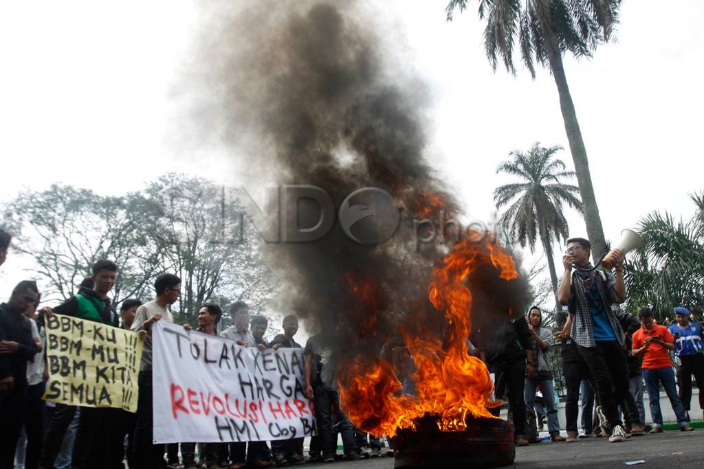 Angkat sepatu, tolak...