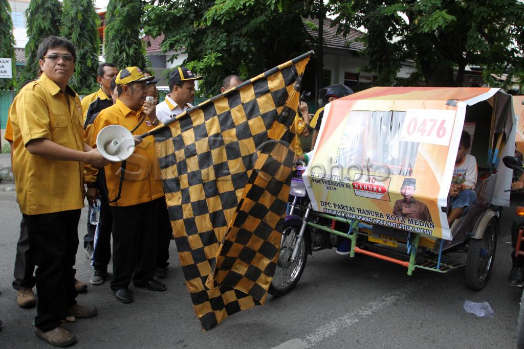 Lomba becak teladan...