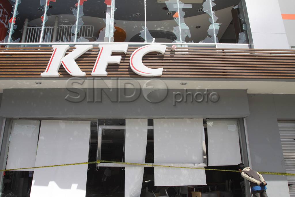 Rusak KFC, Polisi tetapkan...