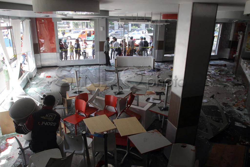 Rusak KFC, Polisi tetapkan...