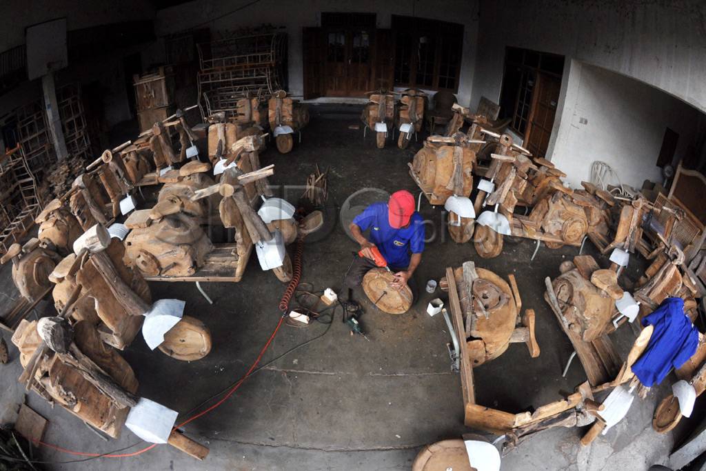 Vespa dari olahan kayu,...