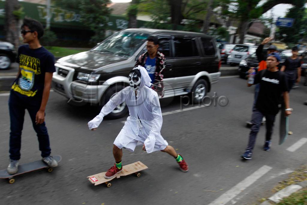 Skater konvoi di Dago
