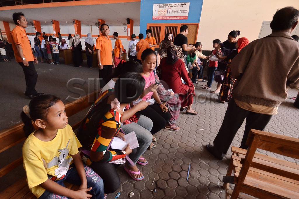 Bagikan BLSM di Makassar