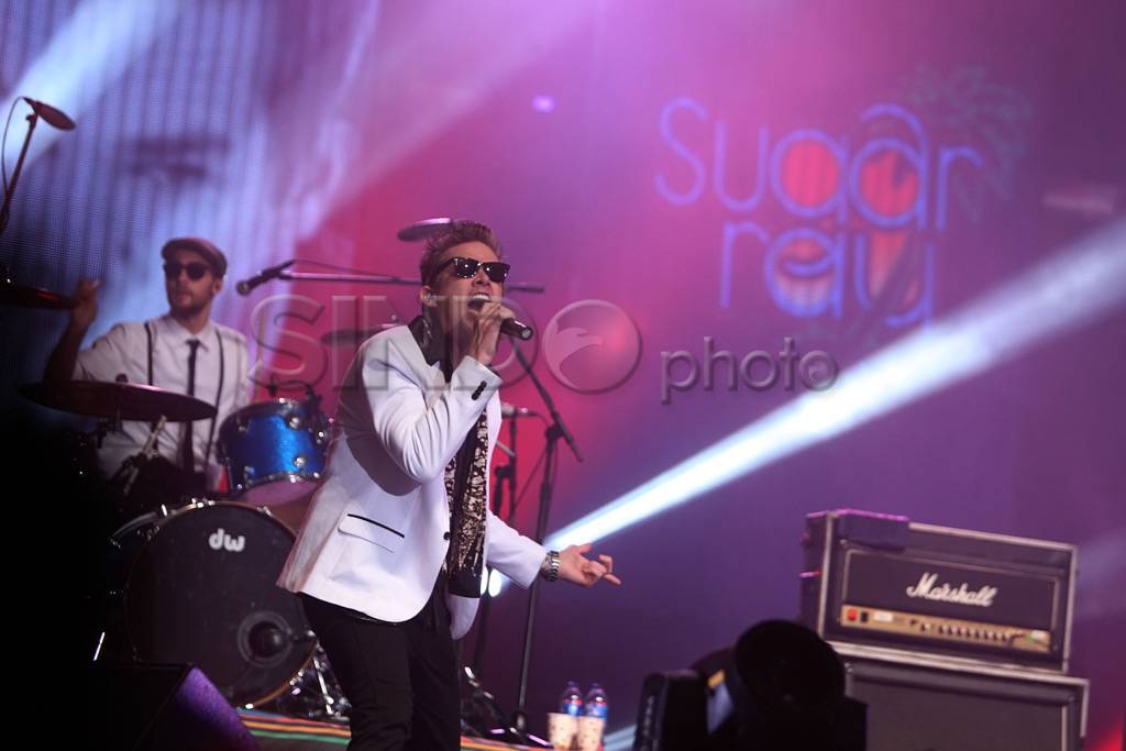 Sugar Ray tutup Java...