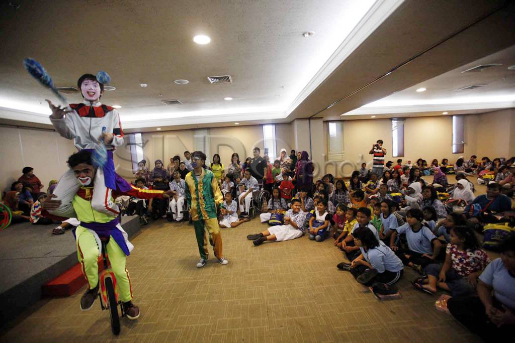 Anak-anak penyandang...