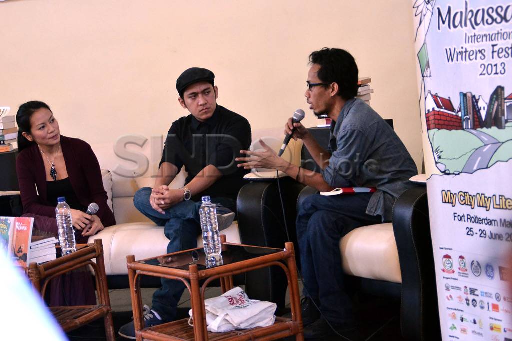 Dee ramaikan Makassar...