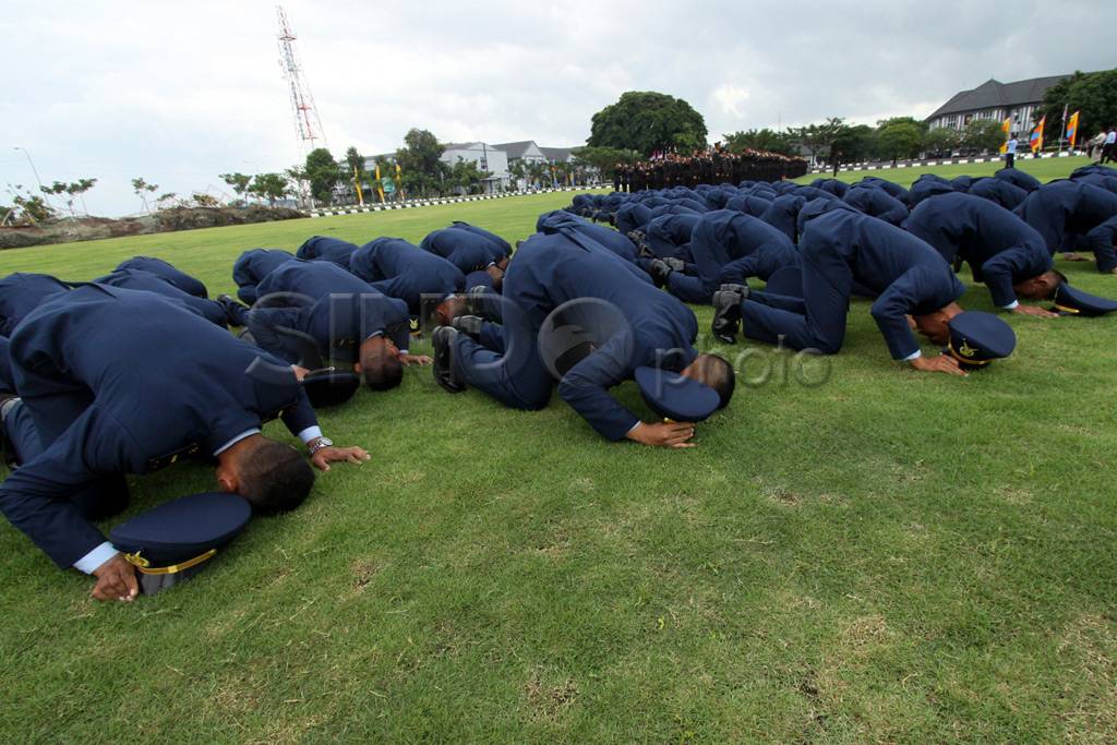 736 perwira remaja TNI...