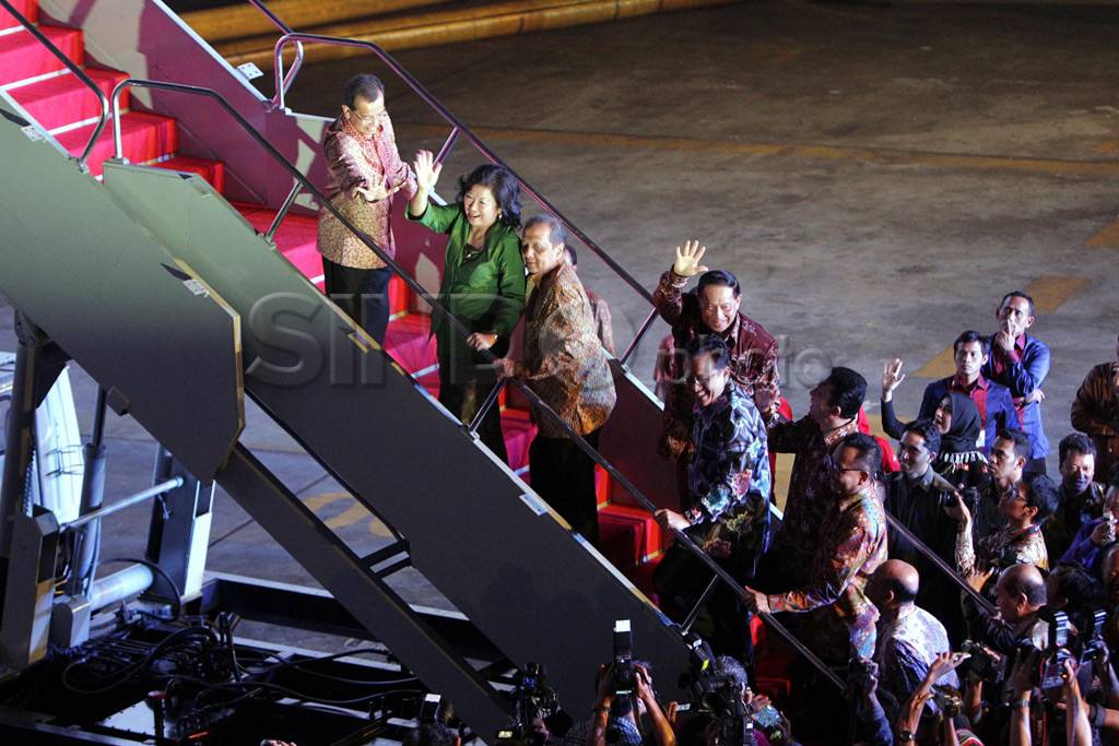 Pesawat Boeing 777-300ER...