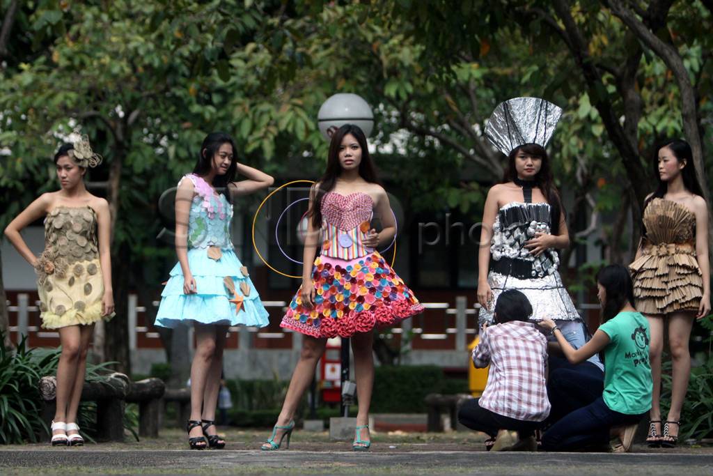 Busan karya mahasiswa...