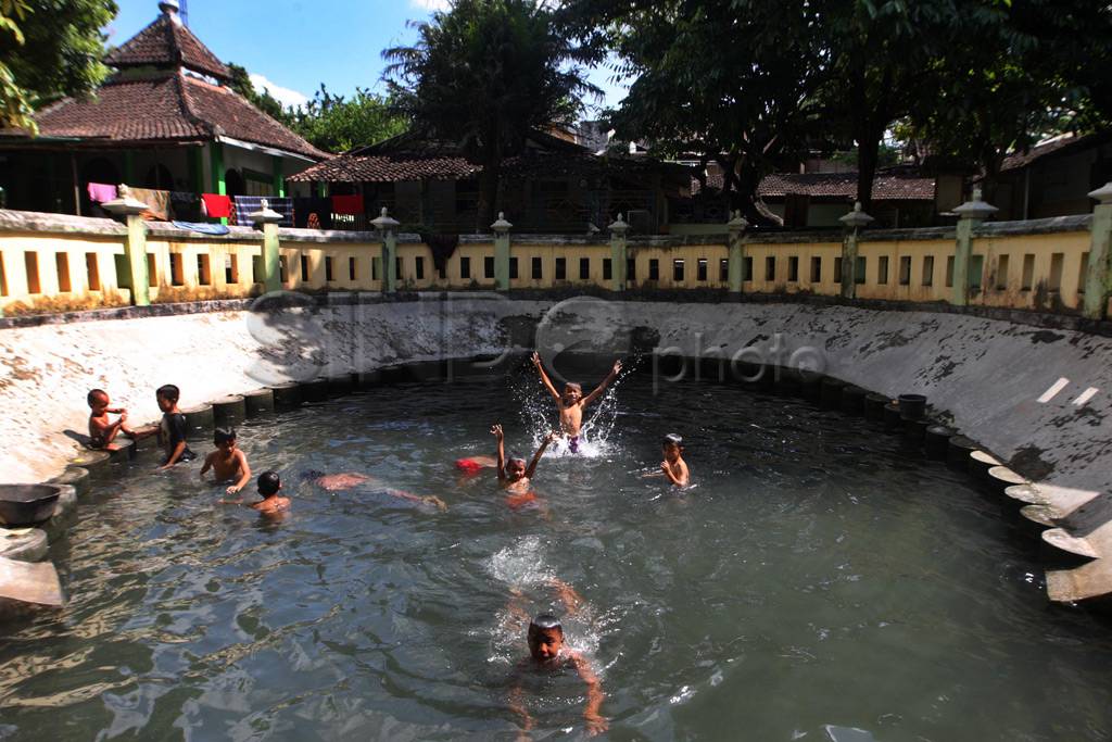 Tradisi Padusan