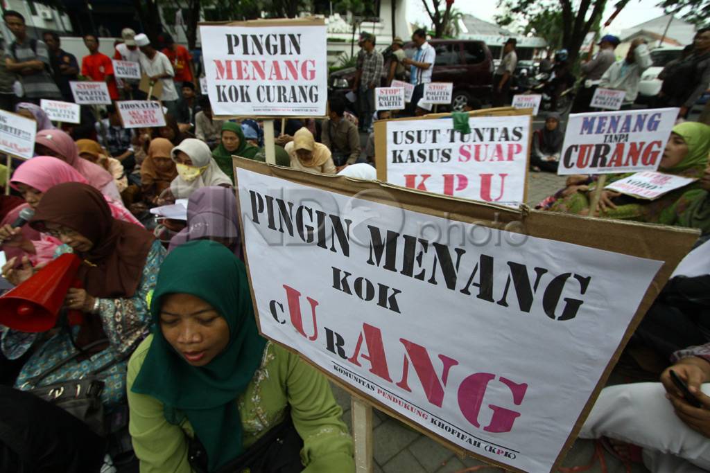 KPK desak KPU Jatim...